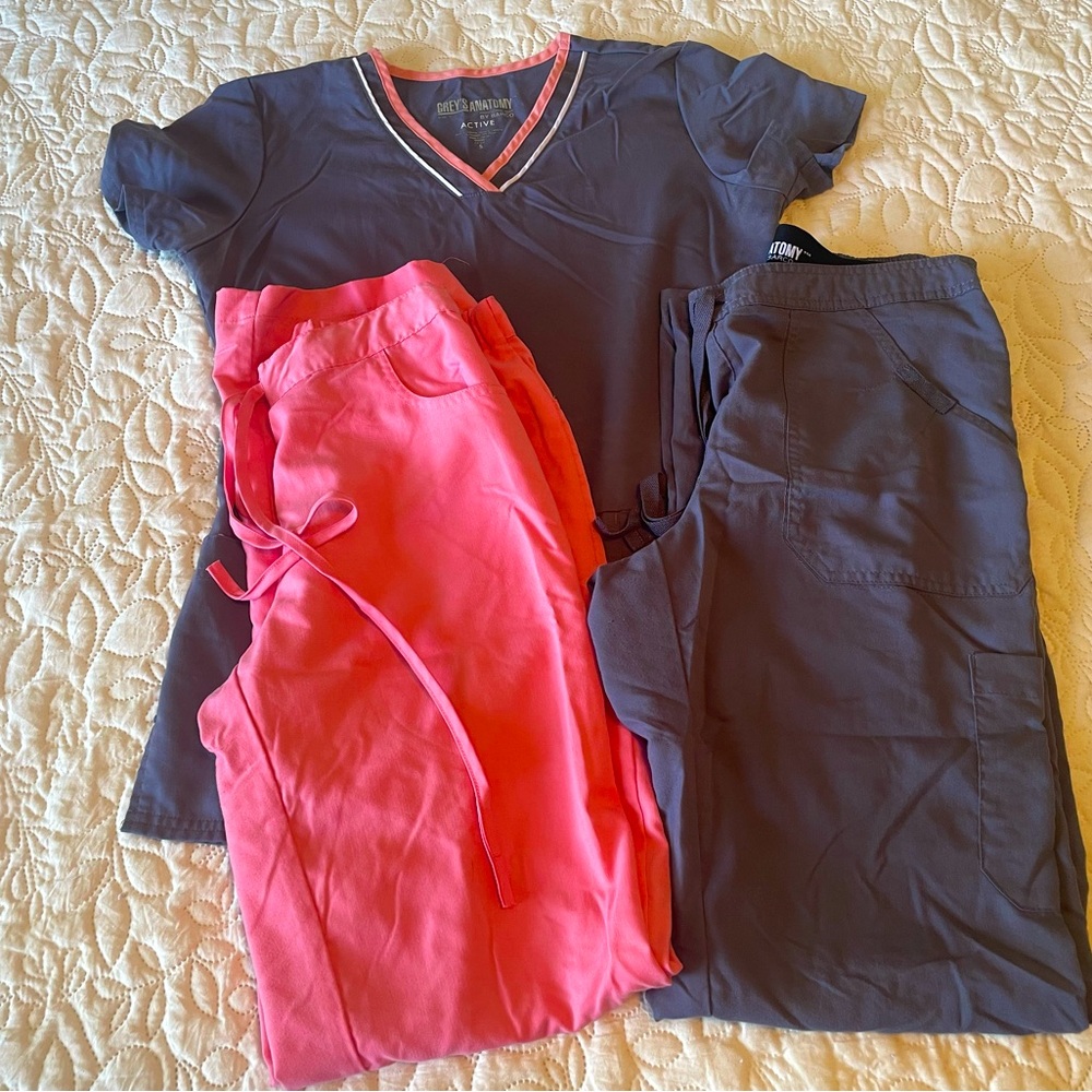 Grey’s Anatomy scrub set